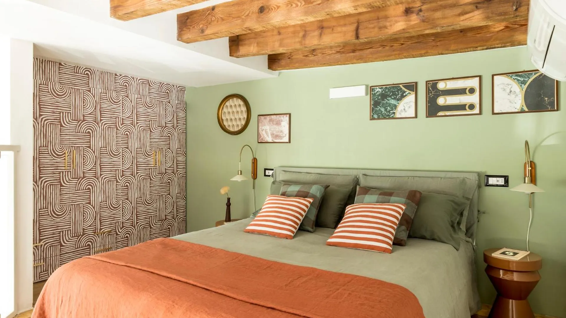 The Green; Luxury Loft In The Center Of Milan 0*,  Italy